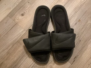 Men's Nike Slides Adjustable Size 13 - Picture 1 of 5