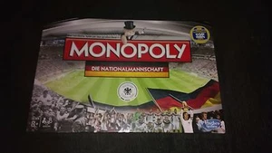 Monopoly  Die Nationalmannschaft Hasbro UNBENUTZT! - Bild 1 von 1