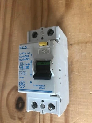 GENERAL ELECTRIC 63A 30mA DOUBLE 2 POLE RCD TYPE AC V/304-026031 660441 GE - Image 1 of 2