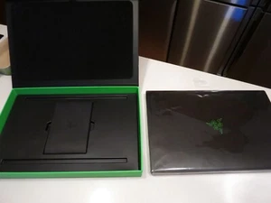 Razer Blade Pro 17 17.3" FHD i7-9750H 32GB 1TB SSD RTX 2070 RZ09-02877E92 - Picture 1 of 12
