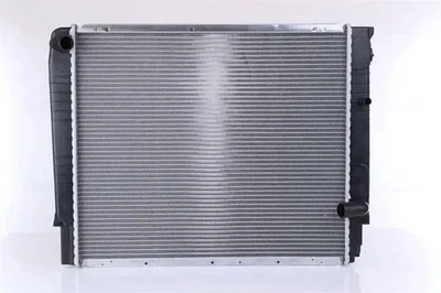 Radiateur d'eau Grille de radiateur soudée 65528A NISSENS pour VOLVO 960 940 - Photo 1/4
