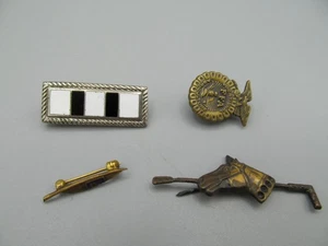 Lotto spille da bavero Future Farmers of America e altri - Foto 1 di 1