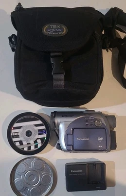 Panasonic Video Camera Recorder DVD VDR-M55PP W/ Battery plus more,see pics - Image 1 of 4