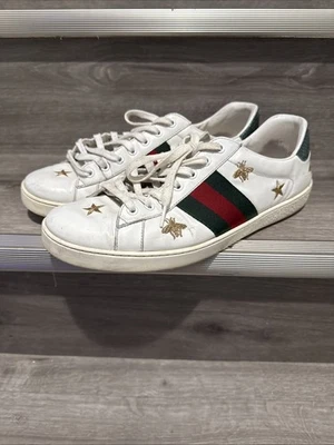 Gucci Ace Zapatos Abejas y Estrellas EE. UU. 10.5 Tenis Para Hombres Bajo Blanco Dorado Bordado Foto 1 de 4