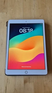 Apple iPad 8. Gen 2020 10,2" - 128 GB - WiFi - Rose Gold - Afbeelding 1 van 13