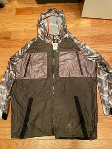 Las mejores ofertas en Chaquetas Parkas Under Armour para hombres | eBay