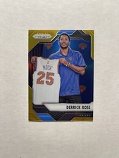 Derrick Rose 2016-17 Panini Prizm #122 Gold Prizms /10 New York Knicks