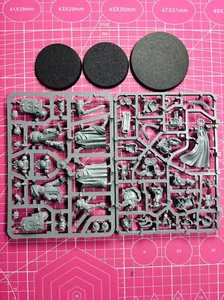 Marneus Calgar con Victrix Honour Guard 40K - Foto 1 di 1