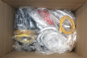 ** RESTPOSTEN ** 100 x neue RJ45 Ethernet Patchkabel CAT5, CAT5e und CAT6 - Bild 1 von 1