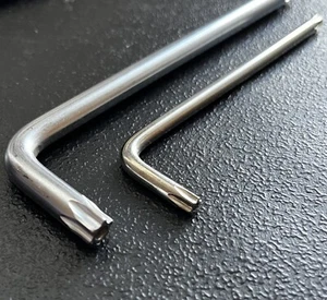 Pair of Ekornes Stressless Wrenches / Tools for Recliners and Accessories *NEW* - Picture 1 of 12