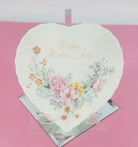 Neu Mikasa Fine Bone China handbemalt Blumen "Happy Mothers Day" Herz Schale - Bild 1 von 8