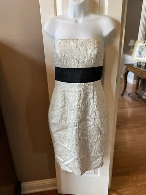 Коктейльное платье Kay Unger New York цвета слоновой кости черное шелковый бант без бретелек размер 6 - Изображение 1 из 4