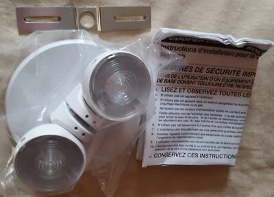 Cooper Lighting All Pro Thermoplastic ER Light Double Head White LED Remote - Image 1 of 4