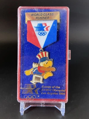 1984 Los Angeles Olympics  Sam The Eagle World Class Runner Pin USA - Image 1 of 2