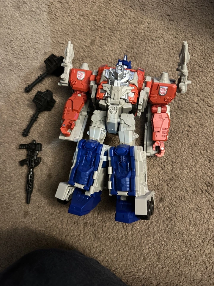 Hasbro Transformers Titans Return Leader Powermaster Optimus Prime Figure 2016 - Image 1 of 1