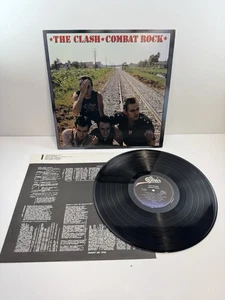 The Clash - Combat Rock LP Epic FE 37689 1982 Press w/ Inner Rock The Casbah VG+ - Foto 1 di 4