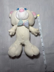 Fisher Price 1994 Acogedor Crema 10" Peluche Tejido Waffle Oso de Peluche Ojos Azules - Imagen 1 de 12