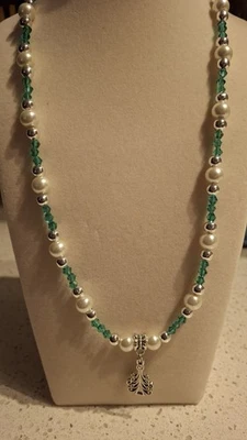 Colar de Natal feito à mão - Imagem 1 de 2