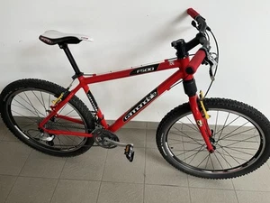Cannondale F500 mit vielen Upgrades - Bild 1 von 8