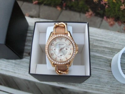 FOSSIL RILEY ES 3466 ROSE GOLD WITH LEATHER BAND& SWAROVSKI BEZEL & FACE MARKER - Изображение 1 из 4