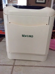 Nähbox, komplett mit Fäden. 36 Fäden einige Vintage, verschiedene Farben.  - Bild 1 von 5