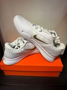 Nike Men’s Zoom Vapor Pro 2 HC WMB Tennis Shoes Style HF3632 100 - Picture 1 of 3