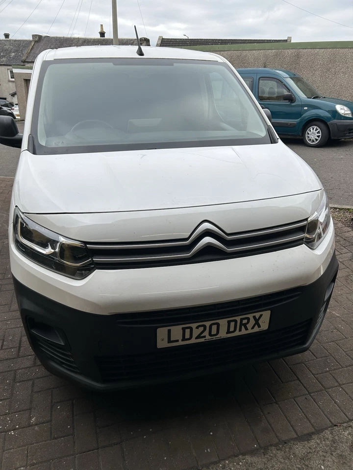 Citreon Berlingo Spares Or Repair - Image 1 of 4