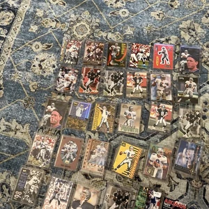 Troy Aikman Card Lot -30 Cards Sleeved - Picture 1 of 9