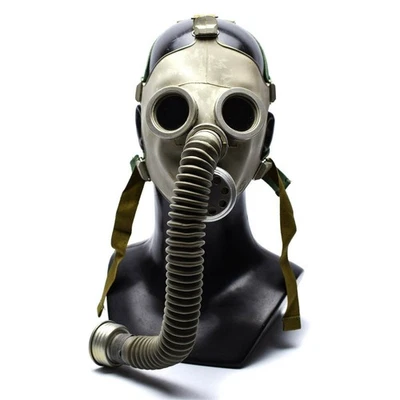 Soviet era ussr Gas Mask PDF-7. New original mask + hose Genuine respiratory - Image 1 of 3