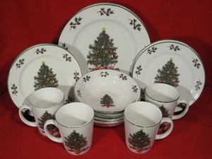 Set Vintage Everyday Gibson Weihnachten Steinzeug 16 Teile - Noel Morning ~ Baum - Stechpalme - Bild 1 von 23