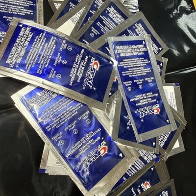 Crest 3D Whitestrips - Niveles 19 efectos profesionales más blancos - 30 paquetes sueltos Foto 1 de 3