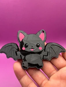 3D Printed Bat Keychain | Halloween Decoration Luggage Tag Bag Charm Spooky Gift - Picture 1 of 6