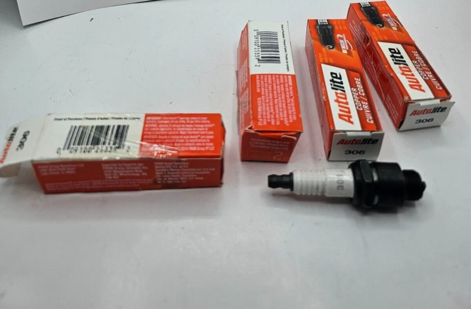 (QTY 4) Autolite Spark Plug Copper Resistor 306 for 1971-1973 Jeep Commando - Image 1 of 4