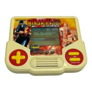 Ninja Gaiden Tiger Handheld Electronic Video Game 1988 Tested & Works Vintage - Picture 1 of 7