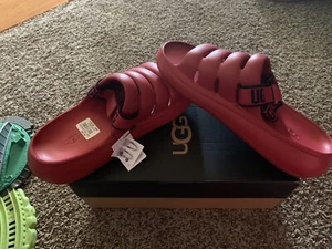 ugg sport yeah Size 11 - Picture 1 of 4