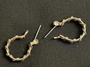 Kette umwickelte Creolen Sattelverschluss Verschluss 1/2" Durchmesser unbekannte Marke - Bild 1 von 9