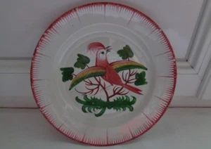 ANCIENNE ASSIETTE PLATE EN FAIENCE DE L'EST LES ISLETTES OISEAU MULTICOLORE - Picture 1 of 3