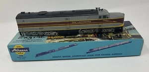 Athearn HO Scale Featuring ERIE/LACKAWANNA PA-1 POWERED DIESEL #3309 READ - Picture 1 of 8