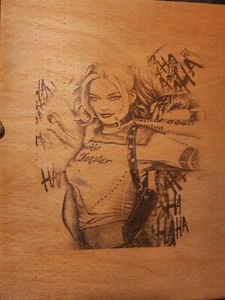 Harley Quinn Lasergraviertes Holz Wandbild 11"x14" - Bild 1 von 1