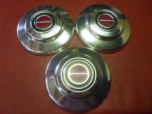 VINTAGE 1986-97 FORD BRONCO II RANGER CENMTER CAPS HUBCAPS WHEEL COVERS - Picture 1 of 5