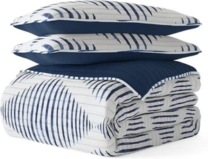 Navy KING Quilt & Two Shams NEW - Picture 1 of 3