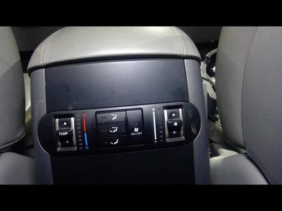 09-11 Kia Borrego Rear Temperature Control A/C Heater Climate Control 163880 - Image 1 of 4