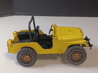 "Jeep de juguete amarillo Hubley Safari #1710 hecho en Estados Unidos 7"" oso ahumado" Foto 1 de 4