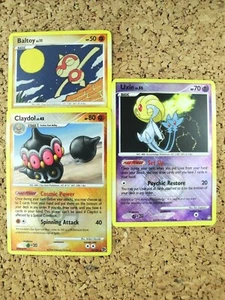 💥WÄHLEN SIE IHRE SP POKEMON DECK STAPLES💥 Supporters Trainer Holo - Team Galactic - Bild 1 von 110