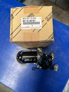 85110-60181 TOYOTA GENUINE MOTOR ASSY, WINDSHIELD WIPER 8511060181 NEW OEM - Picture 1 of 1