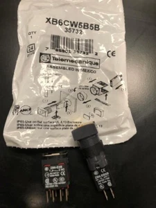 Telemecanique - XB6CW5B5B - 240VAC 1,5 AMP XB6 - Imagen 1 de 2
