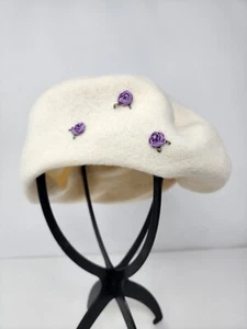 Cream Beret 100% Wool Made in Czech Republic Purple Roses Flowers - Picture 1 of 8