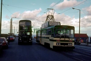 BLACKPOOL CENTENARY TRAM 641 FLEETWOOD LEEDS BUS 514 OCT 1984 ORIG SLIDE+COPYRIG - Picture 1 of 1