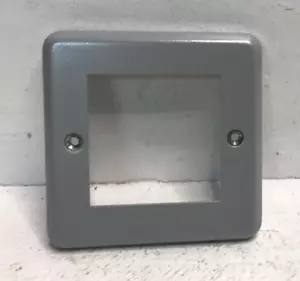 Caja de 10x MK K292 ALM Metalclad 1G Data Socket Placa Frontal 2 Módulos (34) - Imagen 1 de 3