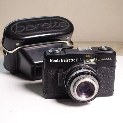 Vintage Retro Boots Beirette B L 35mm Film Camera with case UNTESTED - Image 1 of 4